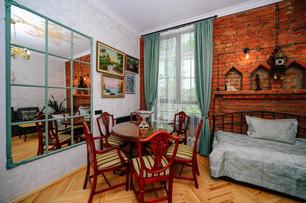 Old Vera Tbilisi Ngoại thất bức ảnh