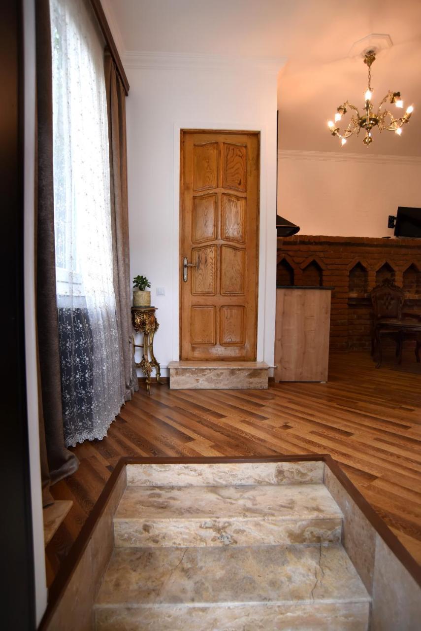 Old Vera Tbilisi Ngoại thất bức ảnh